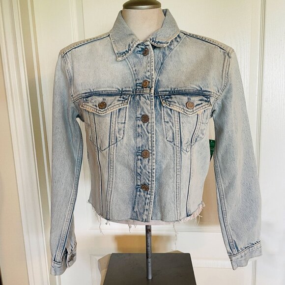 GAP UltraSoft Relaxed Cropped Icon Raw Hem Denim Jacket XS - Picture 13 of 16